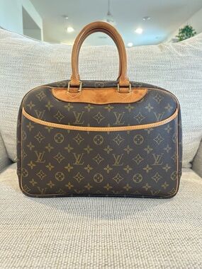 Louis Vuitton Deauville